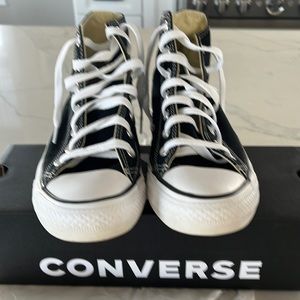 Converse Chuck Taylor All Star Classic Hi Top Sneakers